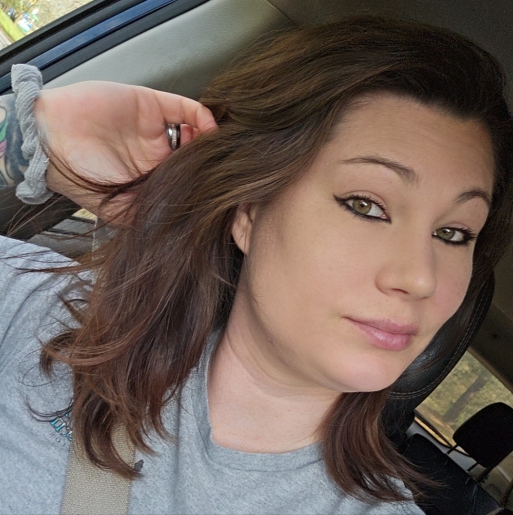 Meet your Posher, Tiffany